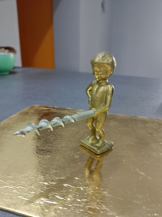 *Wyprzedaż*Stary korkociąg z mosiądzu.