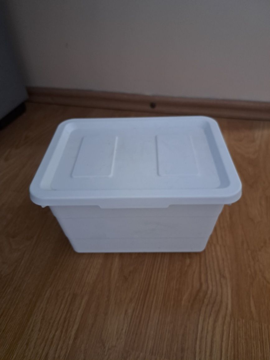 Pojemnik plastikowy biały Ikea Sockerbit 25x19x16