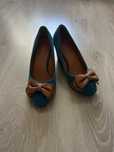 Buty damskie na koturnie r. 36