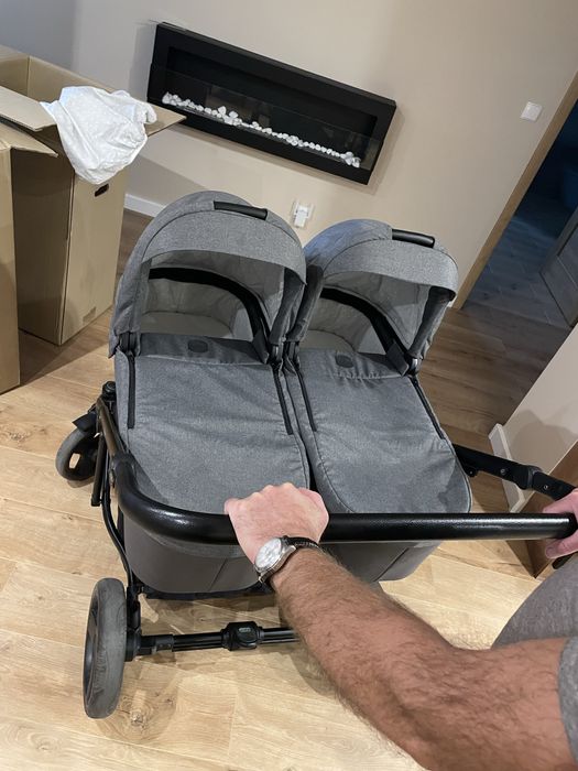 Wózek bliźniaczy jedo duo