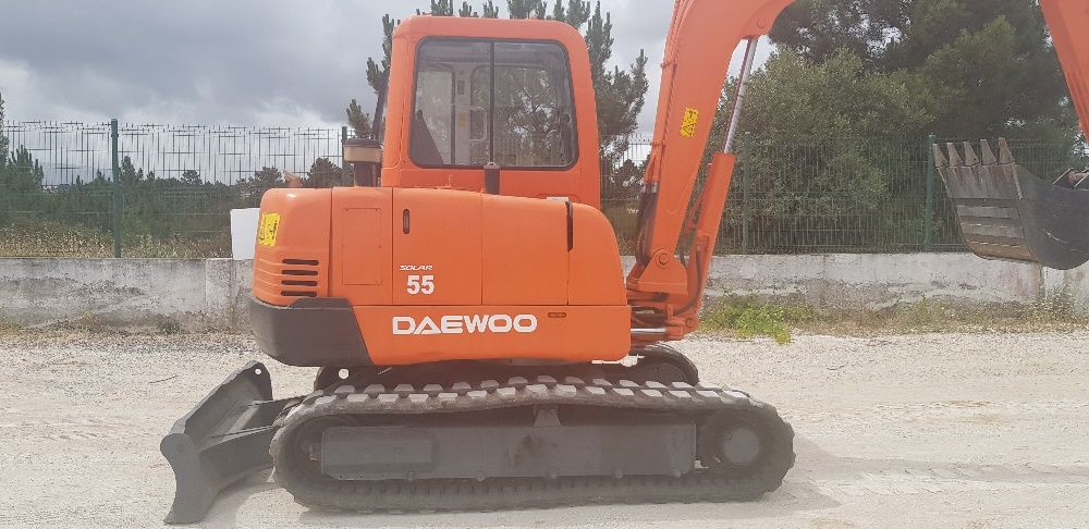 Escavadora Daewoo 5.5