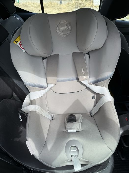 Fotelik samochodowy Cybex Sirona S2 i-Size Grey 0-18 kg