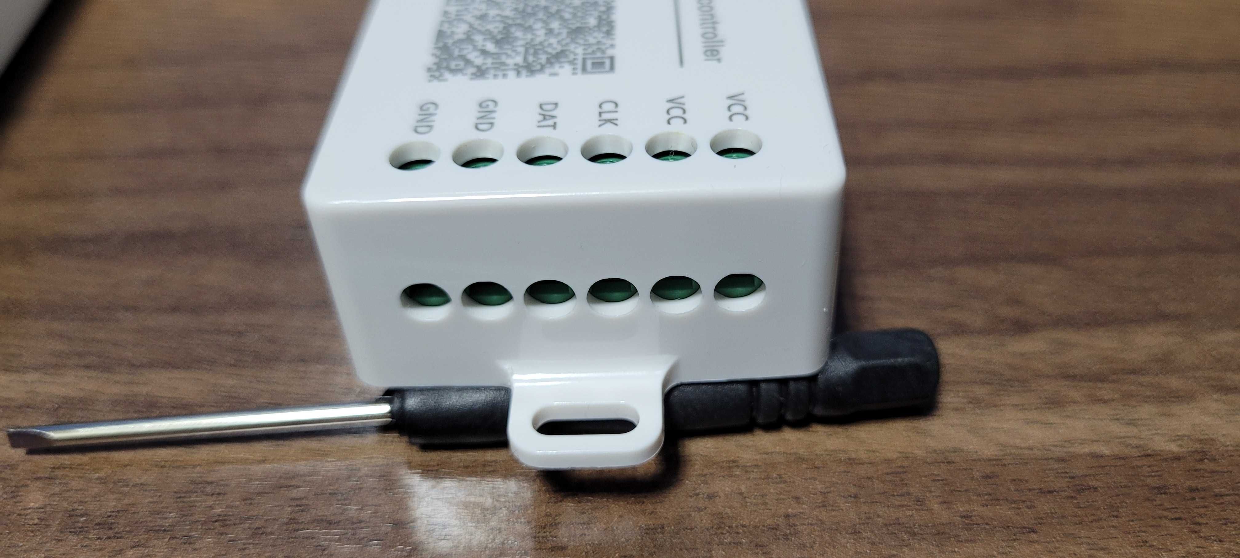 SP108E kontroler WiFi do adresowanych taśm LED WS2812B, WS2811