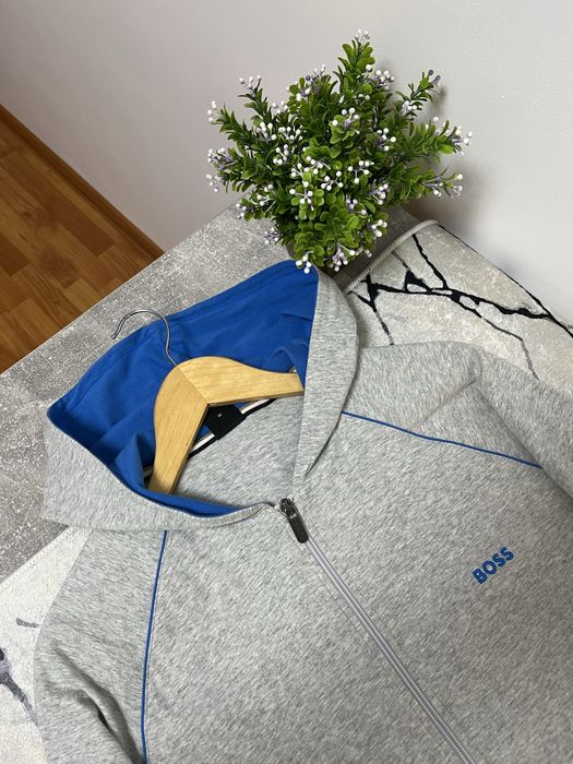 Hugo Boss кофта мужская с капюшоном / Размер М