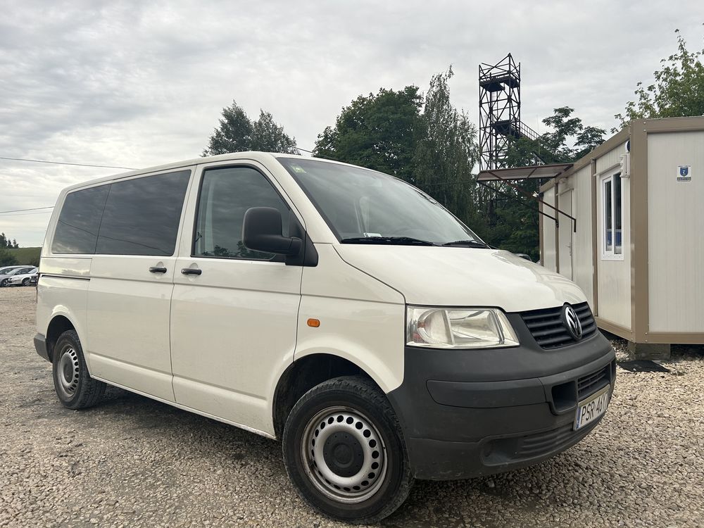 Volkswagen T5 brygadówka 6-os wynajem