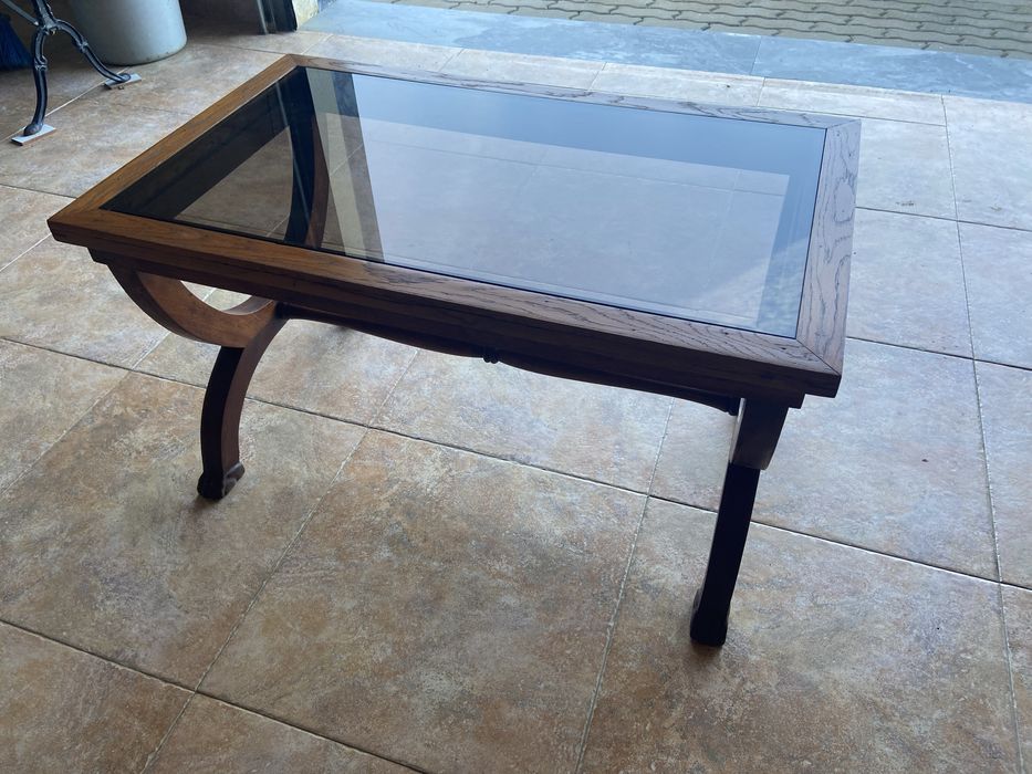 Mesa de centro de sala antiga