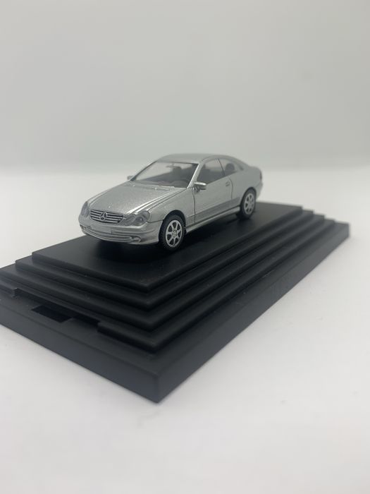 Mercedes CLK Coupé da Herpa escala 1/87