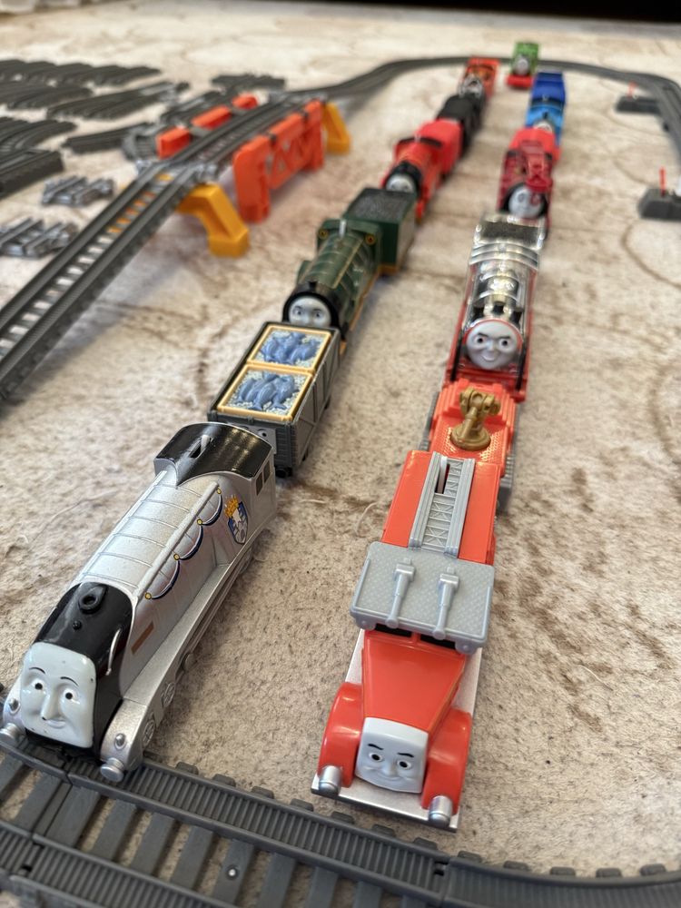 Tomek i przyjaciele. Pociągi i tory. Trackmaster