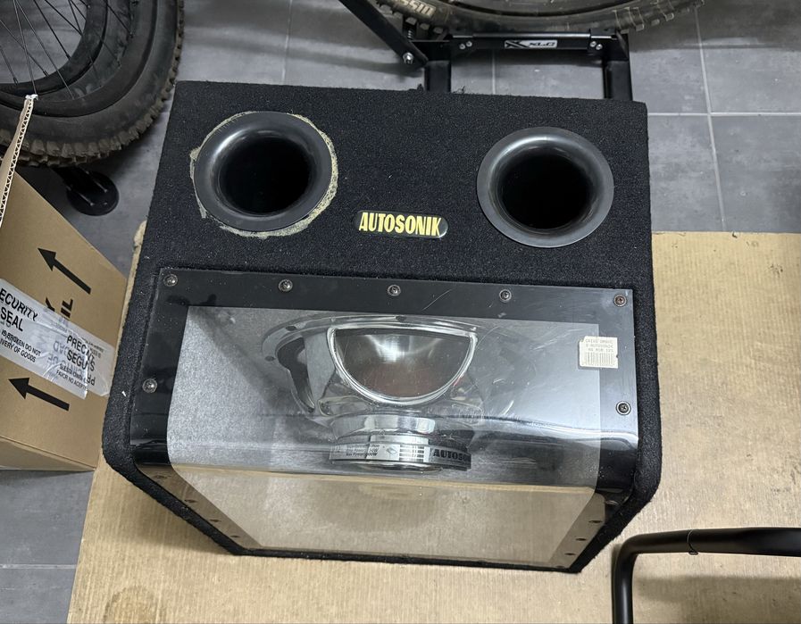 Subwoofer para automóvel