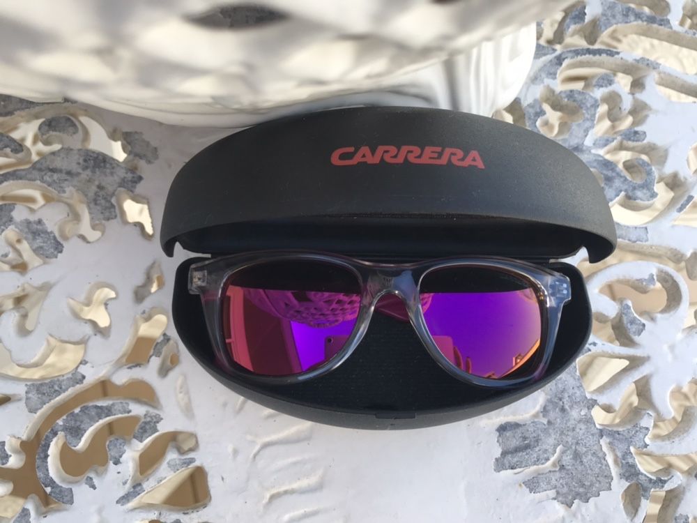 Oculos de sol menina marca CARRERA Carrerino