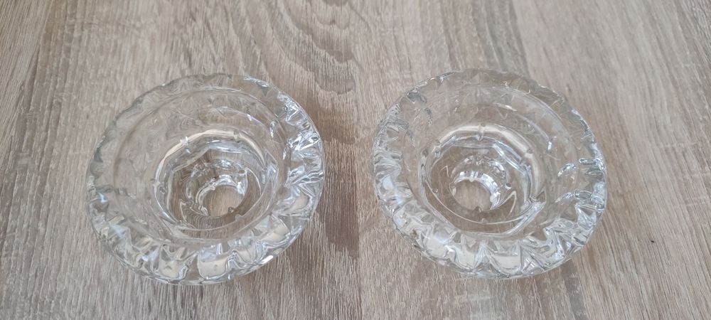Świecznik niski, fasetowany wzór