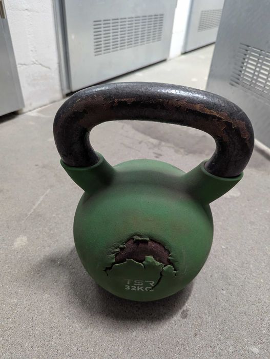 Kettlebell 32kg *oraz 20kg obciążenie