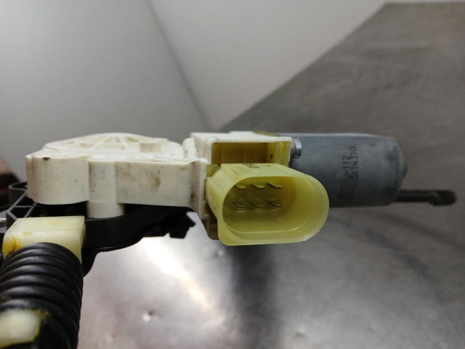 Elevador vidros frente direito BMW 5 (F10)