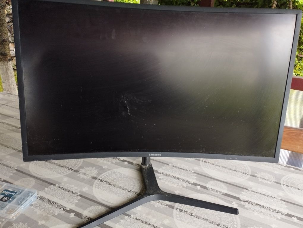 Monitor Samsung C32HG70QQU