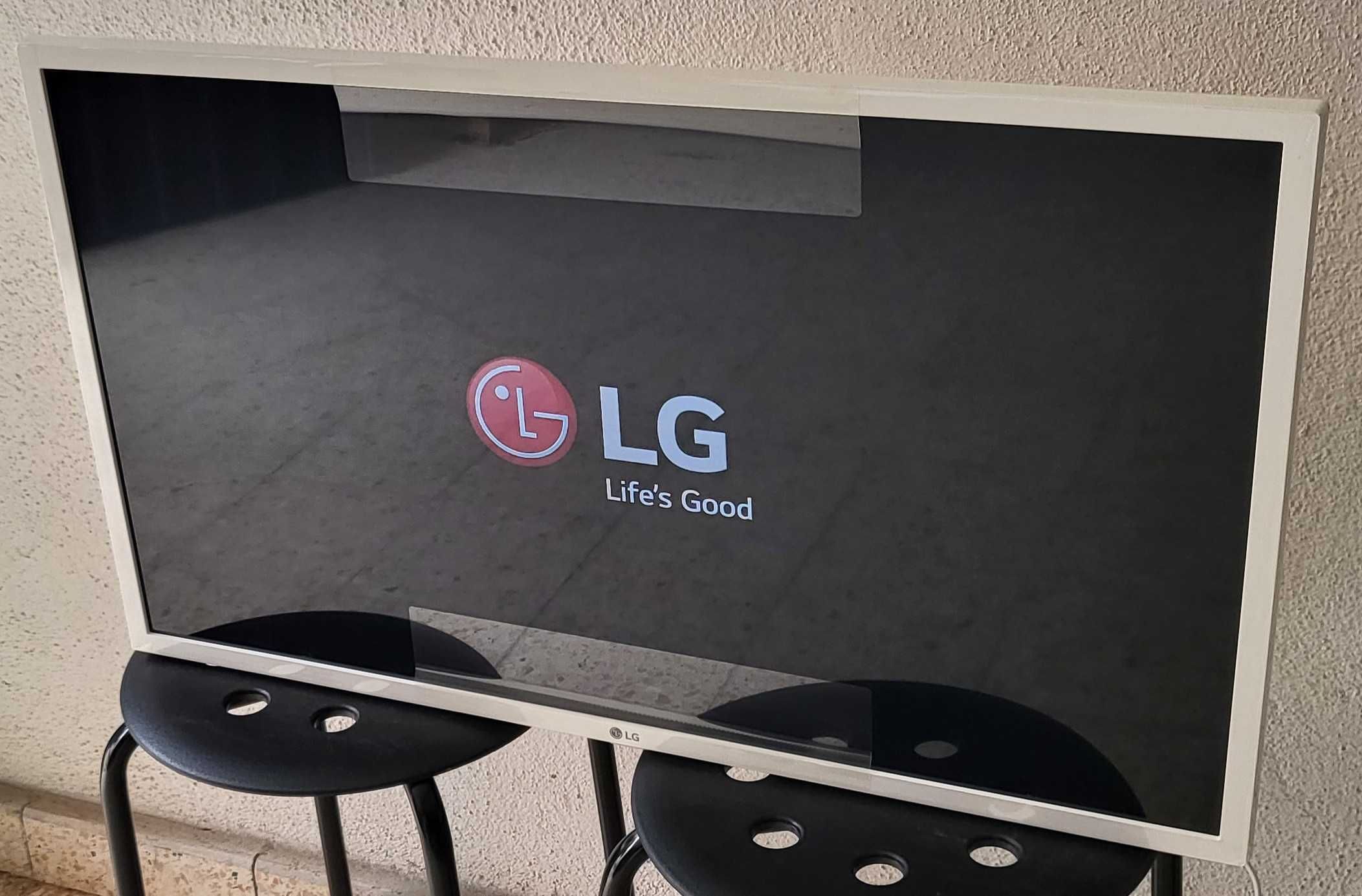 TV LG 32LQ63006LA (LED - 32'' - 81 cm - Full HD - Smart  TV)