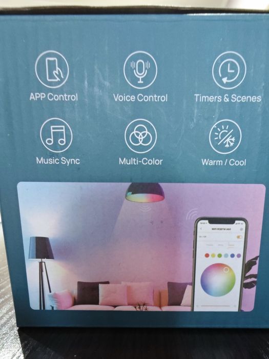 4 inteligentnne żarówki RGBTW