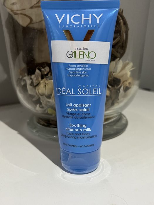 Vários produtos de cosmética