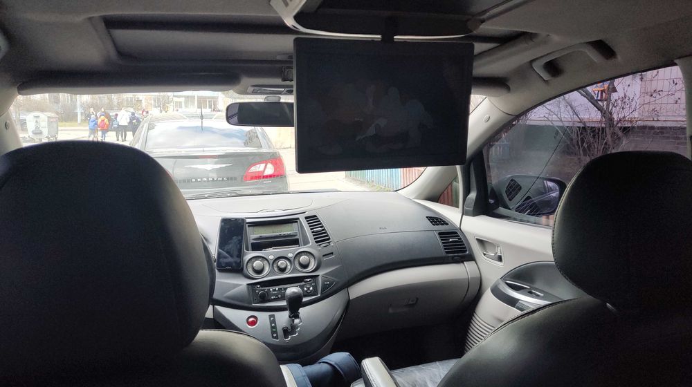 Mitsubishi Grandis Макс комплектація Шкіра  6 місць