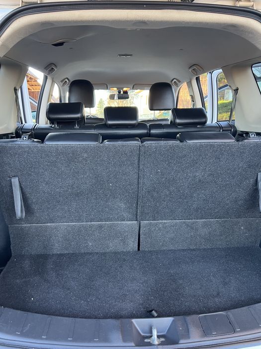 Mitsubishi Outlander 2012