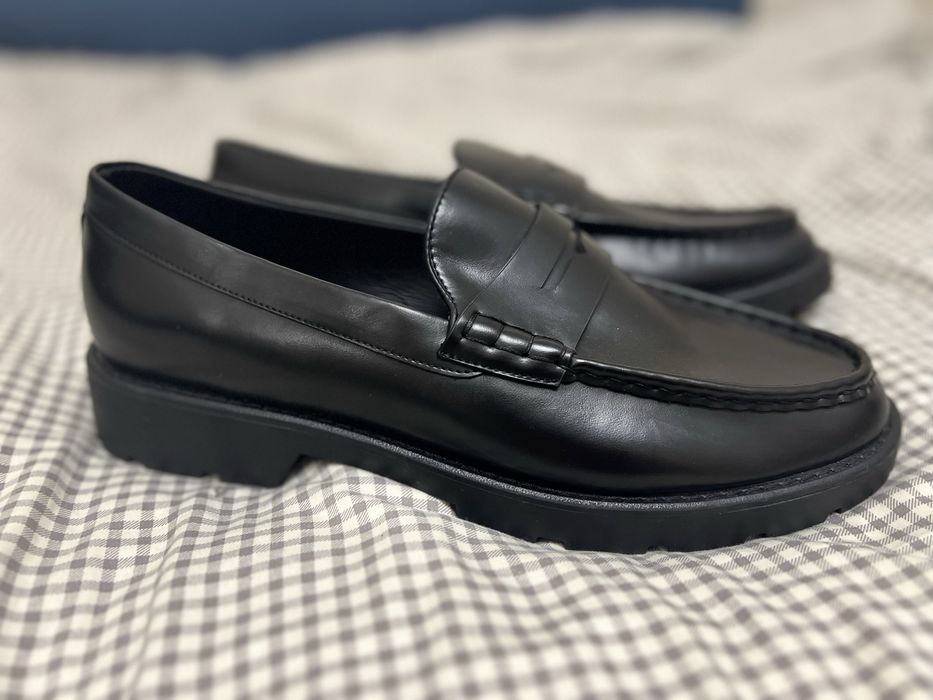 Чоловічі лофери Zara