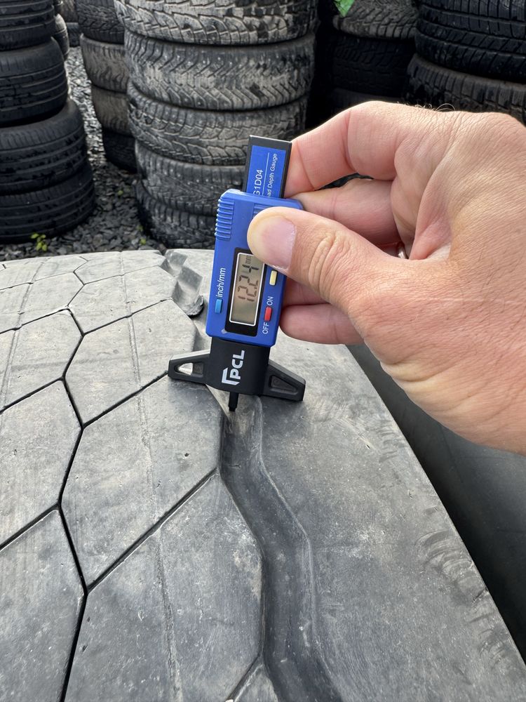 Шина 385/55 R22.5 Bridgestone ( remix bandag) причіп 1 шт
