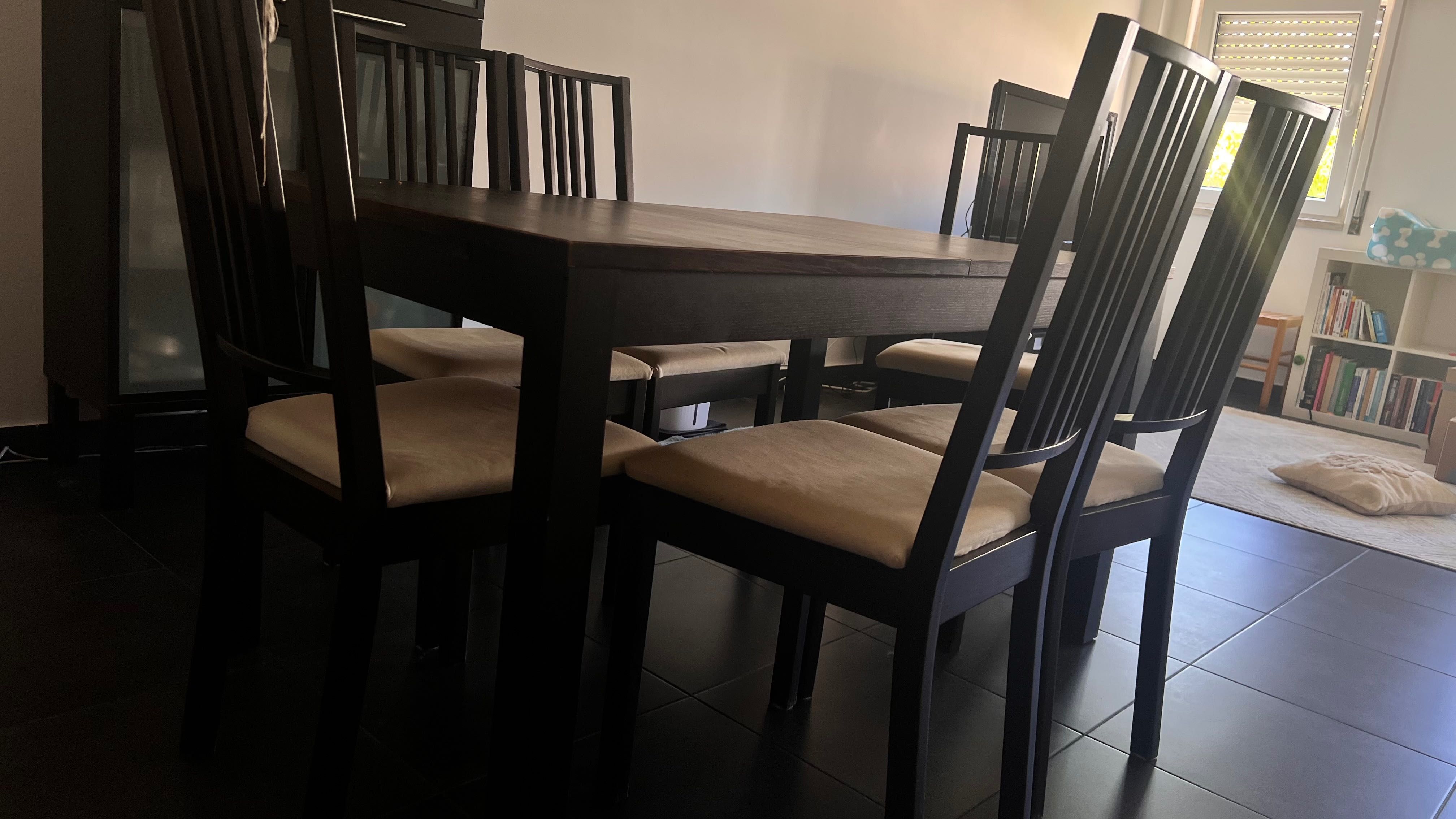 Móveis da sala e cozinha