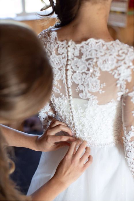 Ніжна сукня весільна