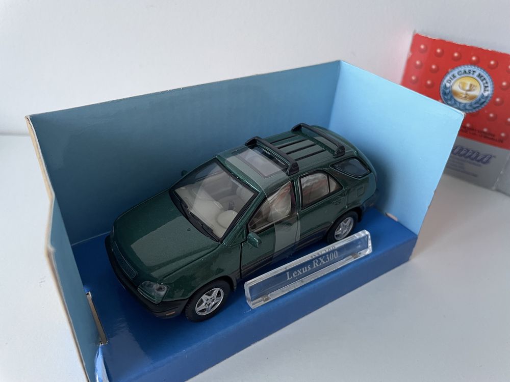 62. Model Lexus RX300 1:43 Cararama Hongwell (nie ixo vitesse hachette