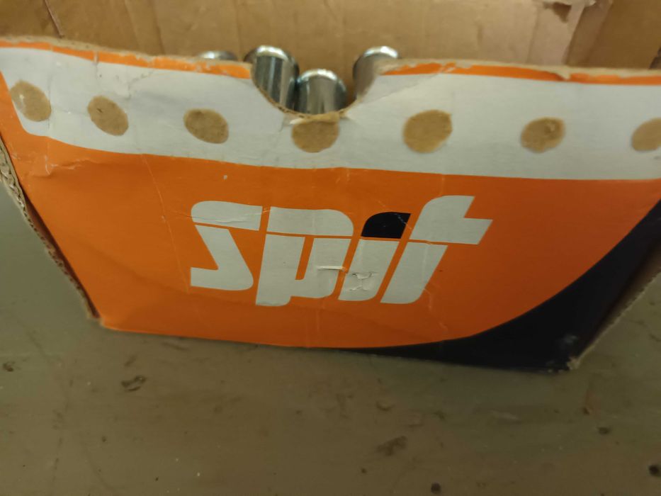 Buchas metalicas francesas