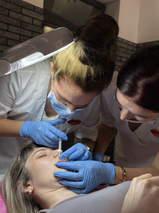 НАВЧАННЯ /Збільшення губ / Ботулінотерапія