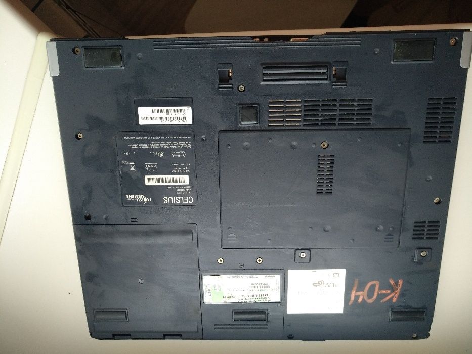 ноутбук Fujitsu-Simens Celsius H230