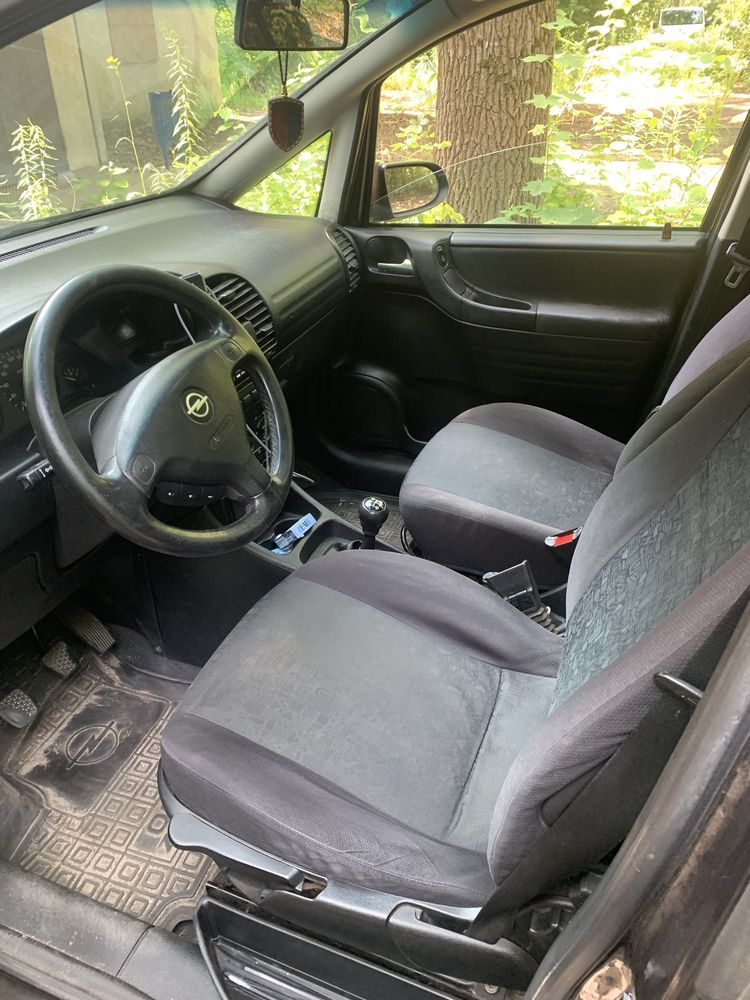 Продам Opel Zafira A