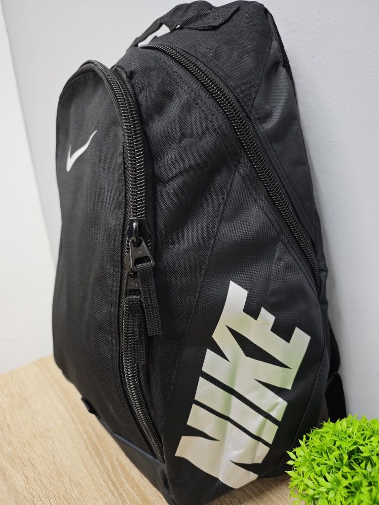 Рюкзак Nike New / спортивний рюкзак