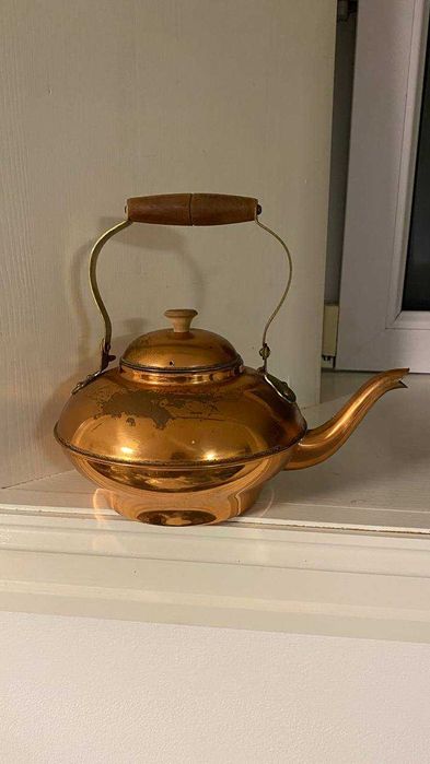 Чайник медный с деревянной ручкой Portugal , 1,2 литра