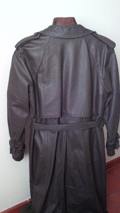 Gabardine de Senhora em Cabedal Genuíno Verde