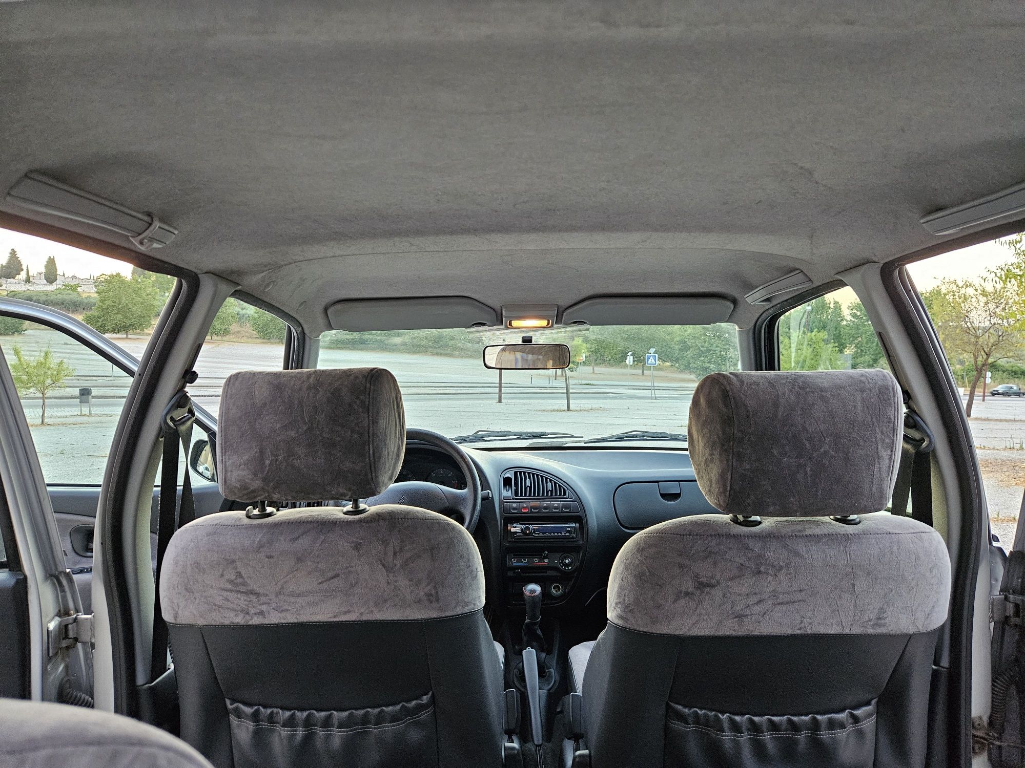 Citroën Saxo 1.5D c/AC 5 lugares