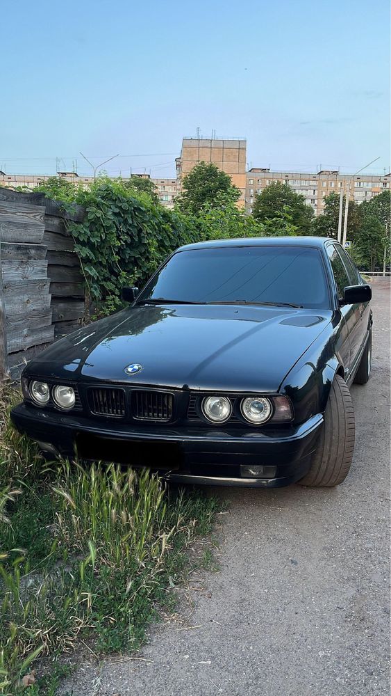 Продам BMW E34 520 2.0бенз m50b20 безванос