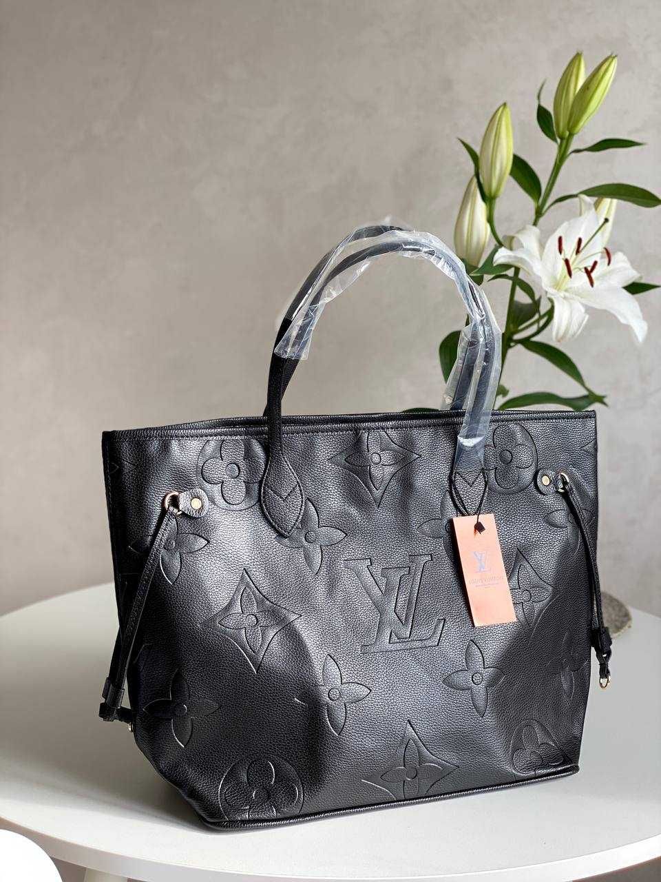 Сумка шопер в стиле Louis Vuitton Neverfull Total Black