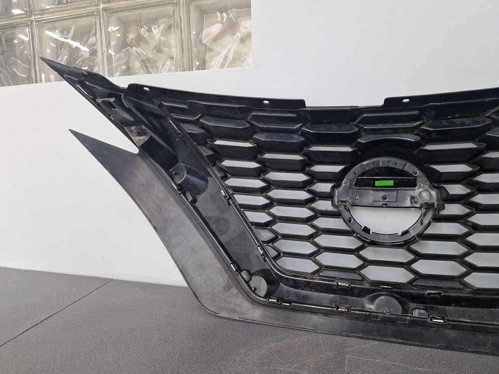 Nissan Juke II F16 19r.- Grill Atrapa Zderzaka
