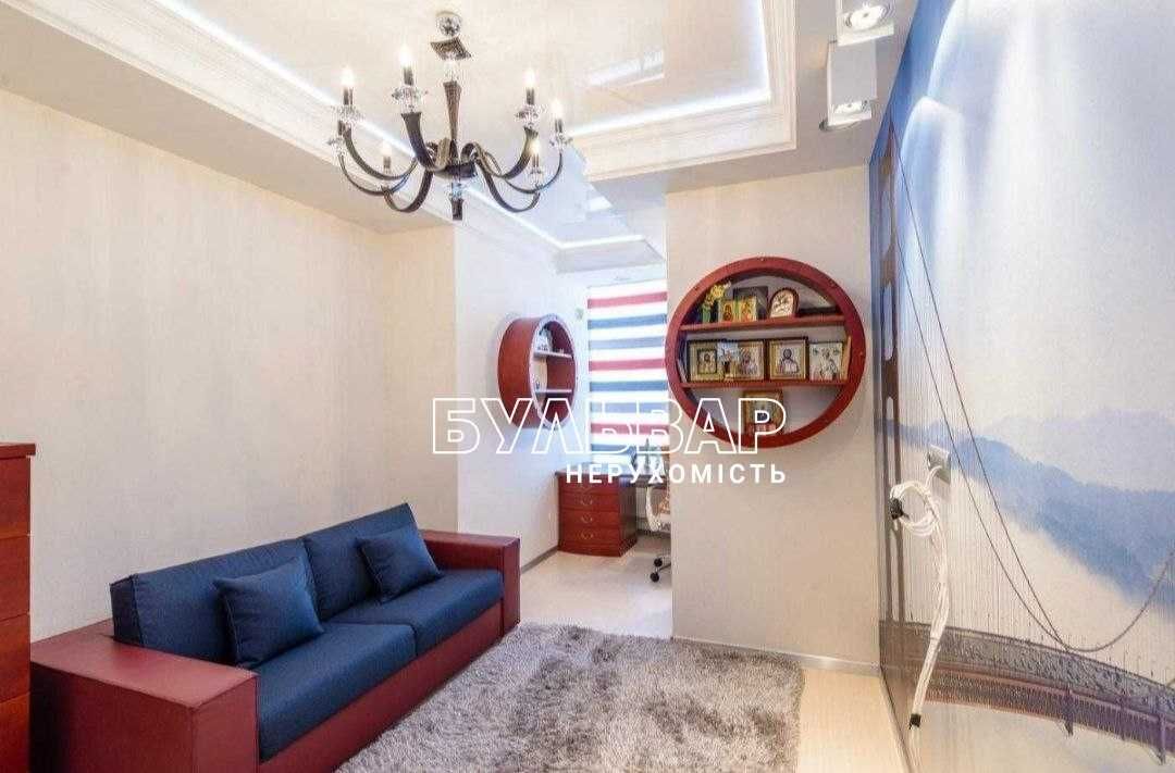 VIP!! Продам 3 к.кв Новостой ЖК Мир пер. Отакара Яроша, Бот Сад