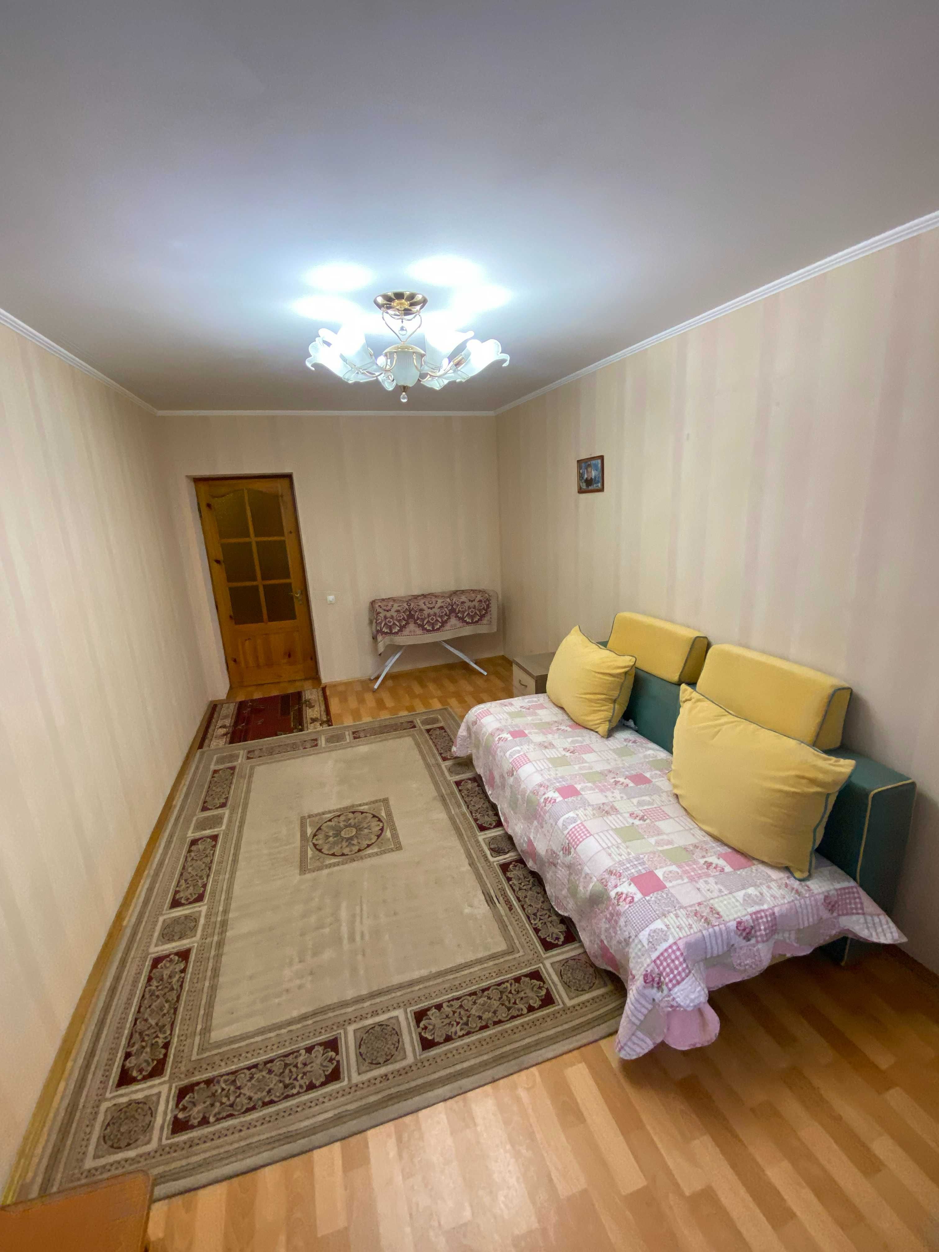 Двокімнатна квартира в гарному стані, Проспект Миру, двостороння 38374