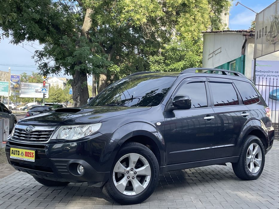 Subaru Forester 2009 рік • 2.0 дизель • Повний привід • Механіка