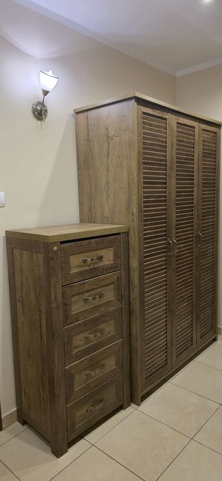 Komplet mebli do przedpokoju