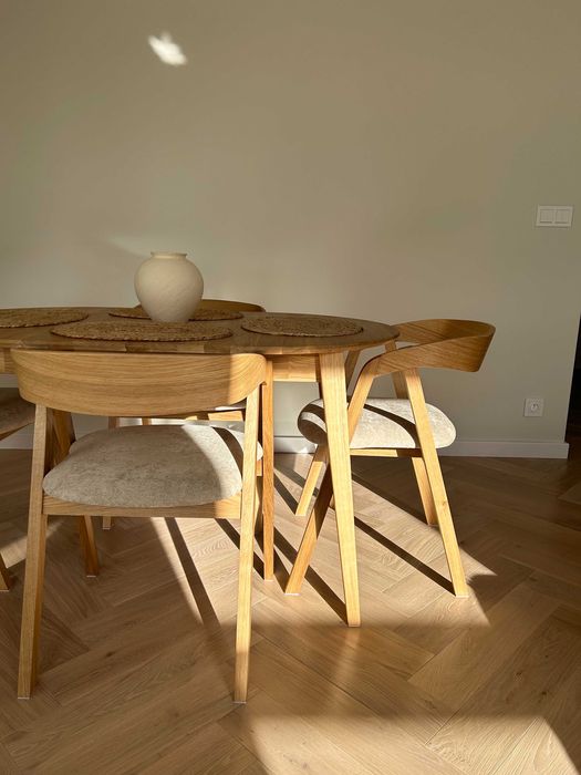 Krzesło drewniane- Krzesło tapicerowane- krzesło dębowe - od ręki