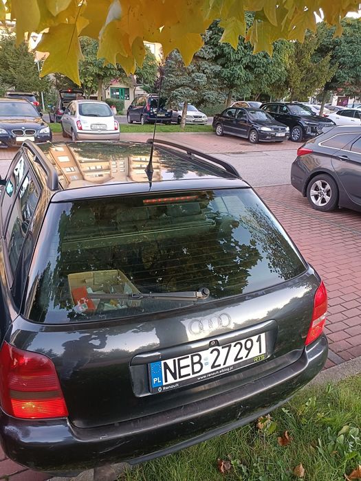 SPRZEDAM ! Audi A4 B5 1.8 benzyna