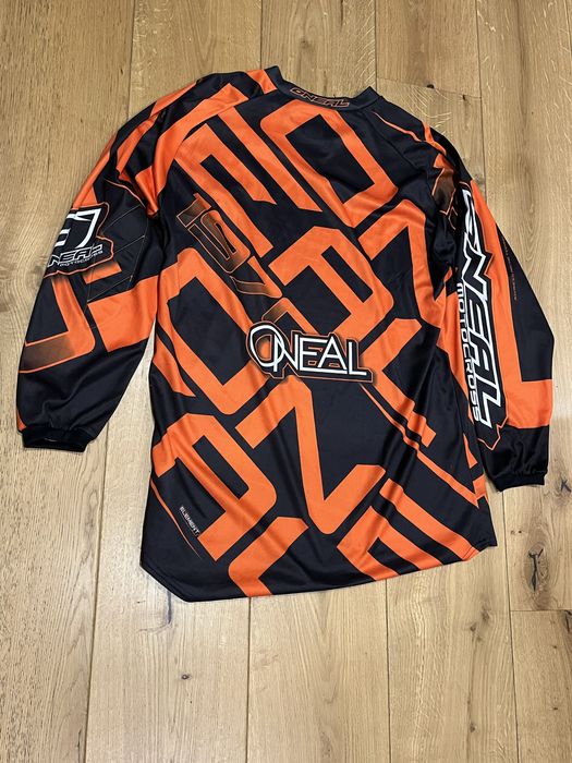 Zestaw do motocrossu marki O’Neal kask, bluza, spodnie