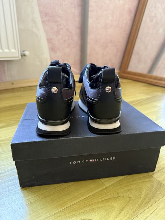 Кроссовки, кеды tommy hilfiger