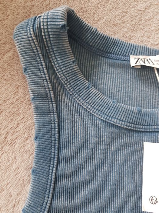 Nowy z metką Top Zara