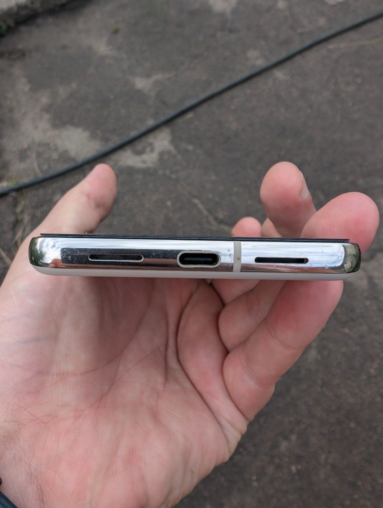 Продам Google Pixel 8 pro
