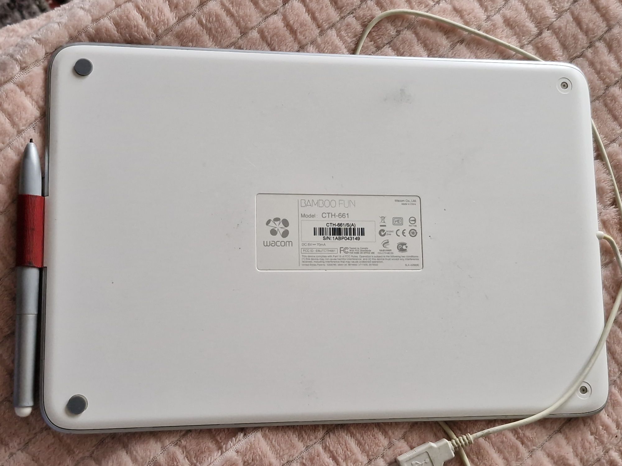 графічний планшет bamboo fun cth-661